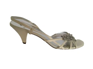 Touch of Nina Joyas Correa Blanca Boda Tacones de Gatito Zapato 9.5 - Imagen 1 de 5