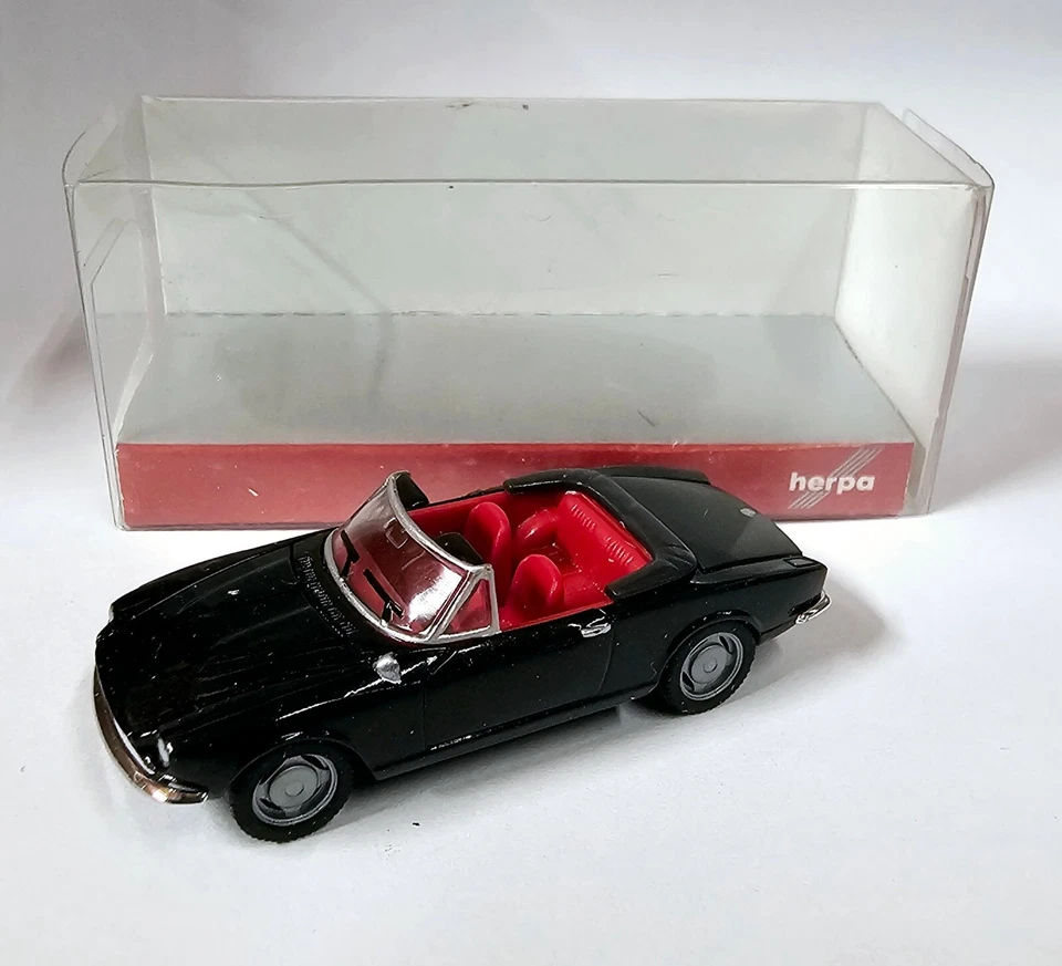 HERPA 022354 1/87 H0 - Fiat 124 Spider - Immagine 1 di 1