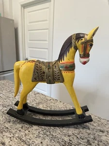 Cavallo a dondolo vintage in legno - intagliato a mano, dipinto 18 per 16 - usato - Foto 1 di 8