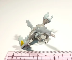 Mini Figura Pokémon Kyurem Poket Monster PVC Colección Desconocida A1 - Imagen 1 de 3