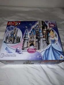 Puzz 3D Cinderella's Castle Disney Princess 200 Piece 3D Sealed - Picture 1 of 4