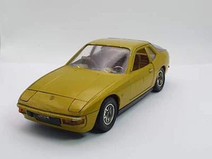 Porsche 924 Mebetoys 1/24 - Foto 1 di 5
