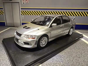 Mitsubishi Lancer Evo 7 VII Silver 2001 1:24 Scale Diecast Model Car Evolution - Picture 1 of 10