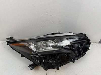 Reflector de faros LED 2021-2024 Toyota Sienna sin DRL OEM lado del pasajero derecho Foto 1 de 4