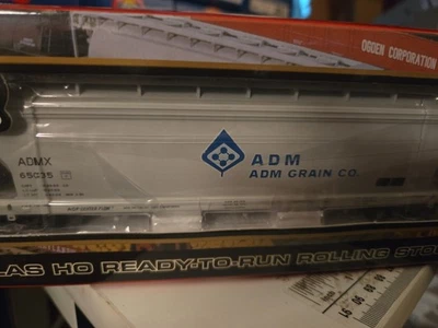 Atlas HO 20000066 ACF 4650 3 Bay Centerflow Hopper Car ADM #65035  NIB - Image 1 of 2