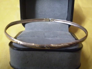 10 Karat Gelbgold Damen Design Armreif Armband 2,3 Gramm - Bild 1 von 2