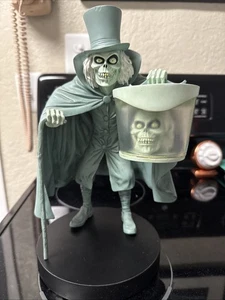 Art of Disney Haunted Mansion Hatbox Ghost 12" Figurine Statue by Costa Alavezos - Picture 1 of 15