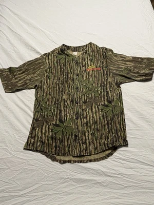 Vintage Realtree Hunting Camo Button Up Shirt L Cotton Short Sleeve Woodland 90s - Image 1 of 4