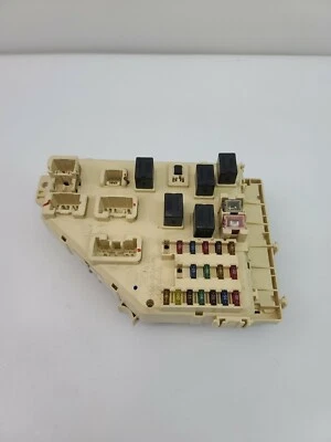 2001 2002 2003 Toyota Prius Engine Bay Under Right Passenger Side Fuse Box Oem - Image 1 of 4