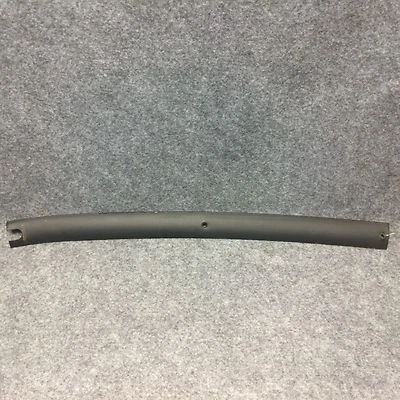1973 AMC Ambassador Coupe destro para-brisa para forro moldura interna preto 28518 - Imagem 1 de 4