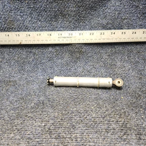 1260074-1 | Cessna 172RG | Conjunto de actuador de pestaña de ajuste - Imagen 1 de 7