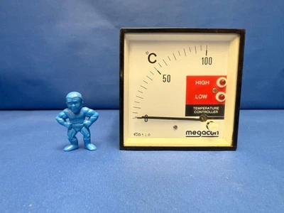 Megacon KPM30 Temperature Controller 0-100 °C 110/120V 50/60 Hz Input Pt100 - Image 1 of 4