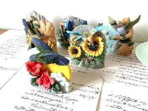 6 x HUMMINGBIRD ORNAMENTS Collectable Colourful Bird Pottery JOB LOT ~ In Boxes - Picture 1 of 19