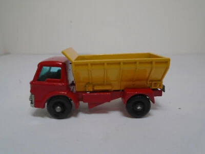 MATCHBOX #70B-3 FORD GRIT SPREADER TRUCK. RESTORED/MODIFIED. RARE DARK YELLOW.NM - Image 1 of 4