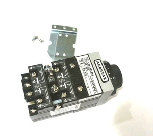 NEW AGASTAT E7014PC004 TIMING RELAY 125VDC, 20-200 SEC - Picture 1 of 3