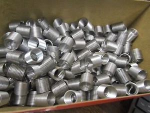 10 nuovi inserti filettati in acciaio inox lunghi Helicoil 9/16"-18 x 3/4" USA - Foto 1 di 2