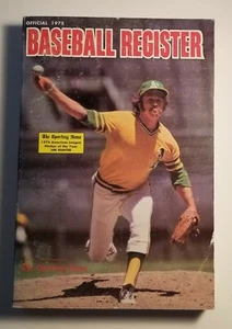 1975 The Sporting News Baseball Register Jim Catfish Hunter - Picture 1 of 3