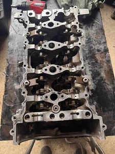 Testa cilindro adatta per MERCEDES-BENZ R 274 016 03 00 R2740160300 - Foto 1 di 12