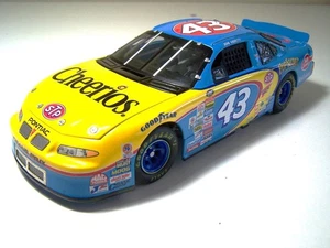 1/24 Team Caliber 2000 John Andretti Cheerios Pontiac, Loose, No Box - Picture 1 of 6