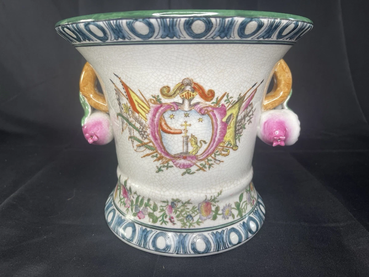 R.CAPODIMONTE　イタリア製 多色陶器　浮彫り　花瓶 R.CAPODIMONTE イタリア製 多色陶器 浮彫り 花瓶 R.CAPODIMONTE