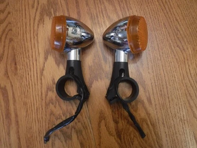 2001 Honda Shadow Spirit 750 Rear Turn Signal Set Pair - Image 1 of 4