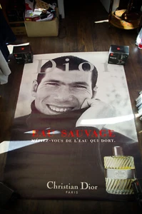 DIOR ZINEDINE ZIDANE French Bus Vintage Werbung Mode Poster Original  - Bild 1 von 7
