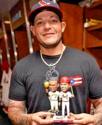 NIB Cardinals Yadier Molina Double Bobblehead Clemente Pirates SGA 5-10-19 Yadi Cover