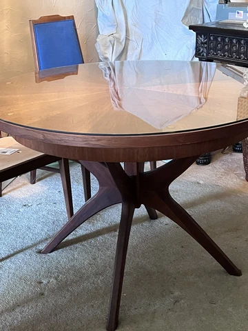 Foster McDavid Mid Century Walnut Dining Chairs And MCM Table 42” with glass top Cover