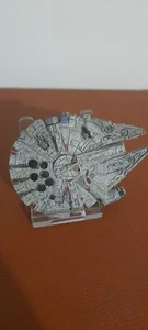 STAR WARS MILLENIUM FALCON 8X6 CM METALLO + STAND NO BOX - Foto 1 di 5