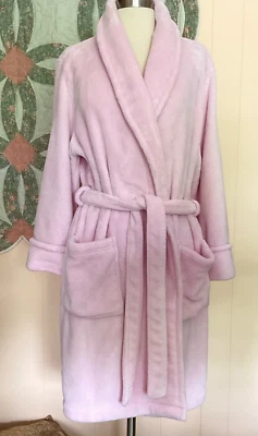 BATA CHARTER CLUB ÍNTIMATES ROSA TALLA XL POLI CON CINTURÓN HASTA LA RODILLA COMO NUEVA Foto 1 de 4