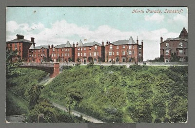 Vintage postcard North Parade, Lowestoft, Suffolk. pmk Lowestoft 1907 - Image 1 of 2