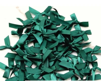 Cinta hecha a mano 50 piezas 4 * 4 cm lazos de cinta coloridos, tamaño pequeño poliéster satinado Foto 1 de 2