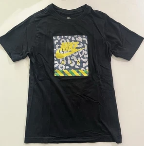 NIKE AIR (2023) Official Unisex Retro 80s Leopard Print T-Shirt Youth Size Large - Picture 1 of 4