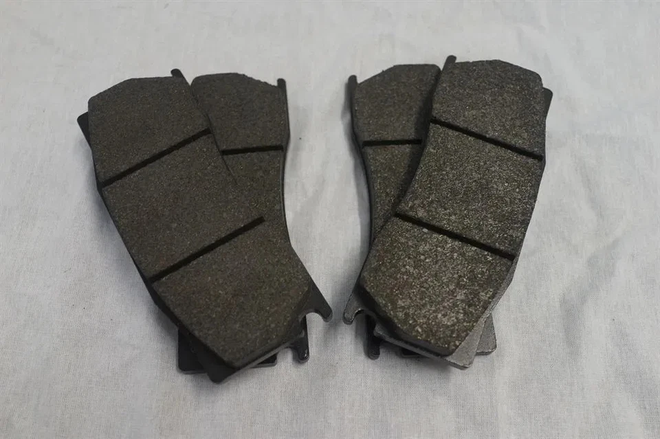 Alcon: Ferrodo DSP Front Pad Set - Image 1 of 1