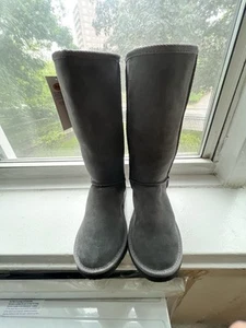 Ukala 100% Australian Merino Wool Charcoal Women Tall Suede Boot Nw NoBox Sz7W - Picture 1 of 6