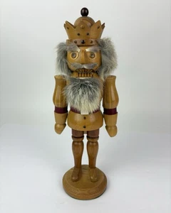 "Estatuilla Cascanueces de madera vintage con adornos de piel hecha en Alemania 14""" - Imagen 1 de 8