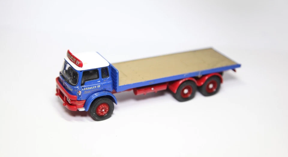 Corgi CC11415 Bedford KM plataforma plana de 6 ruedas J Beasley - escala 1:50 Foto 1 de 4