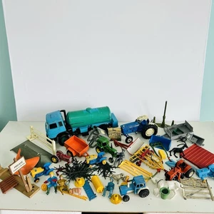 Vintage Farm Toy Spares Parts Inc 1:32 Britains Milk Tanker & Ford 6600 Tractor - Picture 1 of 13