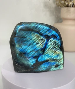 Blue Labradorite Free Standing Crystal LA147 - Bild 1 von 4