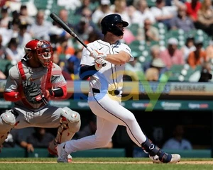 Colt Keith Swinging at Bat Detroit Tigers 8x10 MLB Baseball Photo - Picture 1 of 1