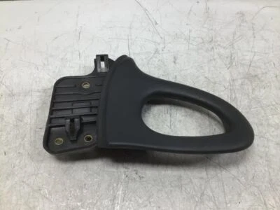 CHEVROLET SUBURBAN 2000 06 CENTRO ESQUERDO MOTORISTA LADO B PILAR ASSISTÊNCIA ADERÊNCIA - Imagem 1 de 4