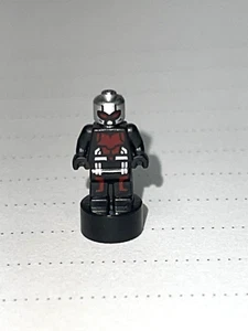 LEGO Marvel Ant-Man Statuette 90398pb007 (76051) - New Condition - Picture 1 of 2