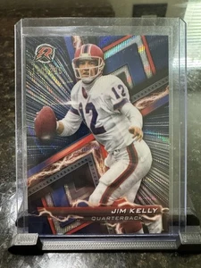 2023 Topps Composite - Resurgence Jim Kelly #92 Navy Surge rifrattore /225 - Foto 1 di 2