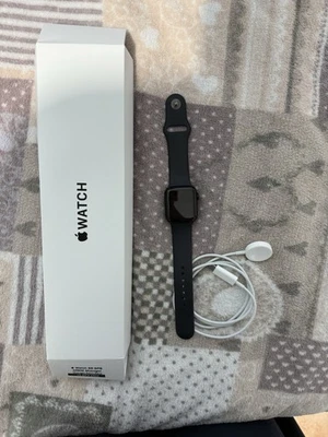 Apple Watch SE (2a generazione) 40mm Cassa in Alluminio, Midnight Sport Band - Imagen 1 de 4