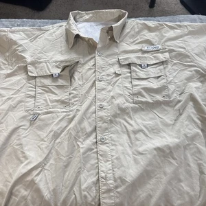 Men’s Size XL Khaki Button Down Short Sleeve Columbia PFG Fishing Shirt - Picture 1 of 8