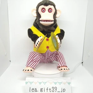 Travieso! Juguete de Peluche Platillo Chimpancé Mono Aplaudiendo H28×H18×D21cm Yamani Japón Nuevo - Imagen 1 de 15