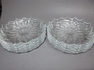8 Antique glass shallow crystal dessert plates bowls with 16 double pointed rim - Bild 1 von 1