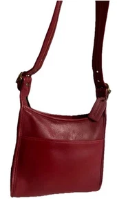 VINTAGE COACH LEGACY SHOULDER CROSSBODY BAG RED LEATHER GOLDEN ZIPPED 9997 - Picture 1 of 12