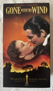 Gone With The Wind -2 VHS Special Boxed Edition (Digitally Remastered) Pre Owned - Picture 1 of 4