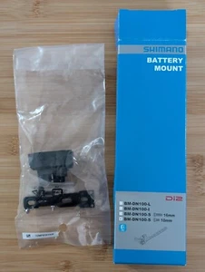Shimano BM-DN100-S Di2 Akkuaufnahme Innen-/Außenverlegung M4x16mm Schrauben NEU - Bild 1 von 1